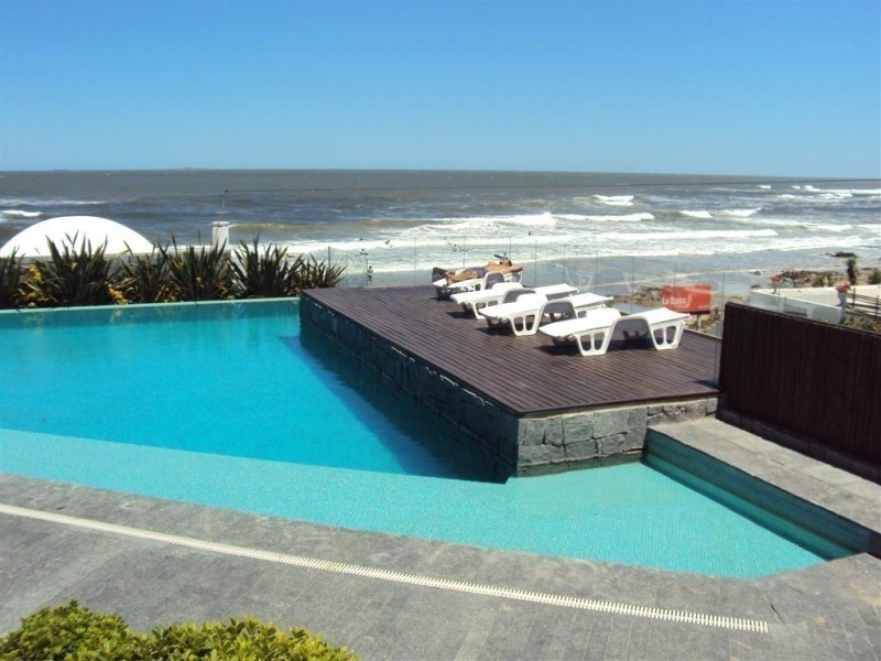 Departamento en alquiler y venta en La Posta del Cangrejo, La Barra con una vista increíble